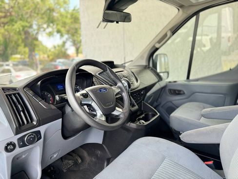 Used 2019 Ford Transit 350 XLT RWD image 8