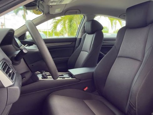 Used 2022 Honda Accord LX image 13