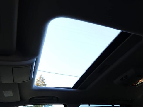 Used 2002 BMW X5 3.0i image 32