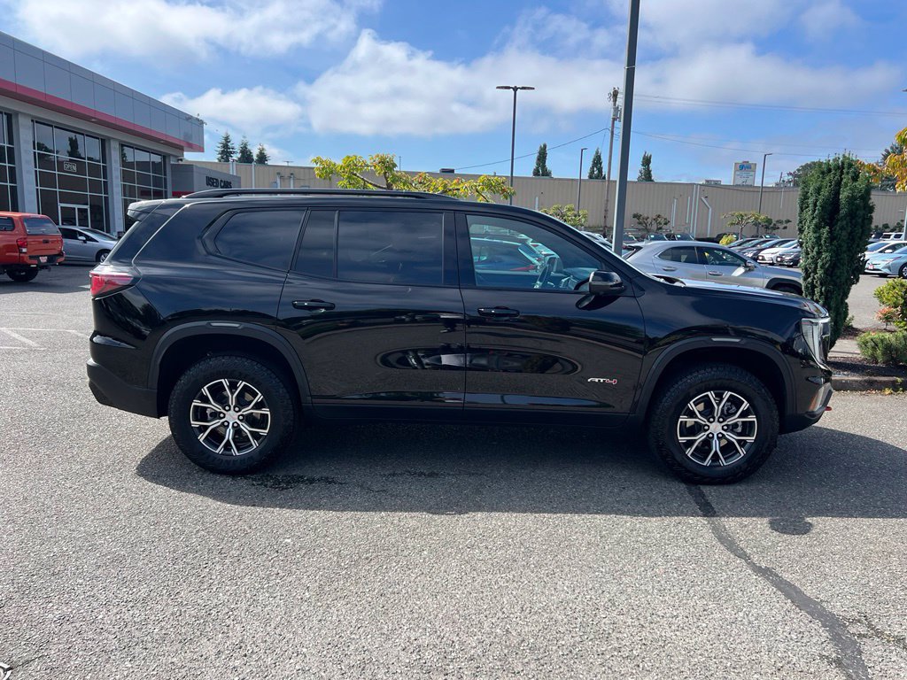Used 2024 GMC Acadia AT4 w/ Luxury Package AWD/4WD image 6