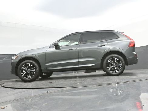 New 2026 Volvo XC60 B5 Core AWD/4WD image 32