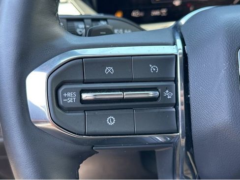 New 2025 GMC Acadia Elevation w/ Elevation Premium Package image 20