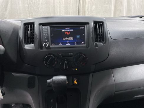 Used 2020 Nissan NV200 S FWD image 12
