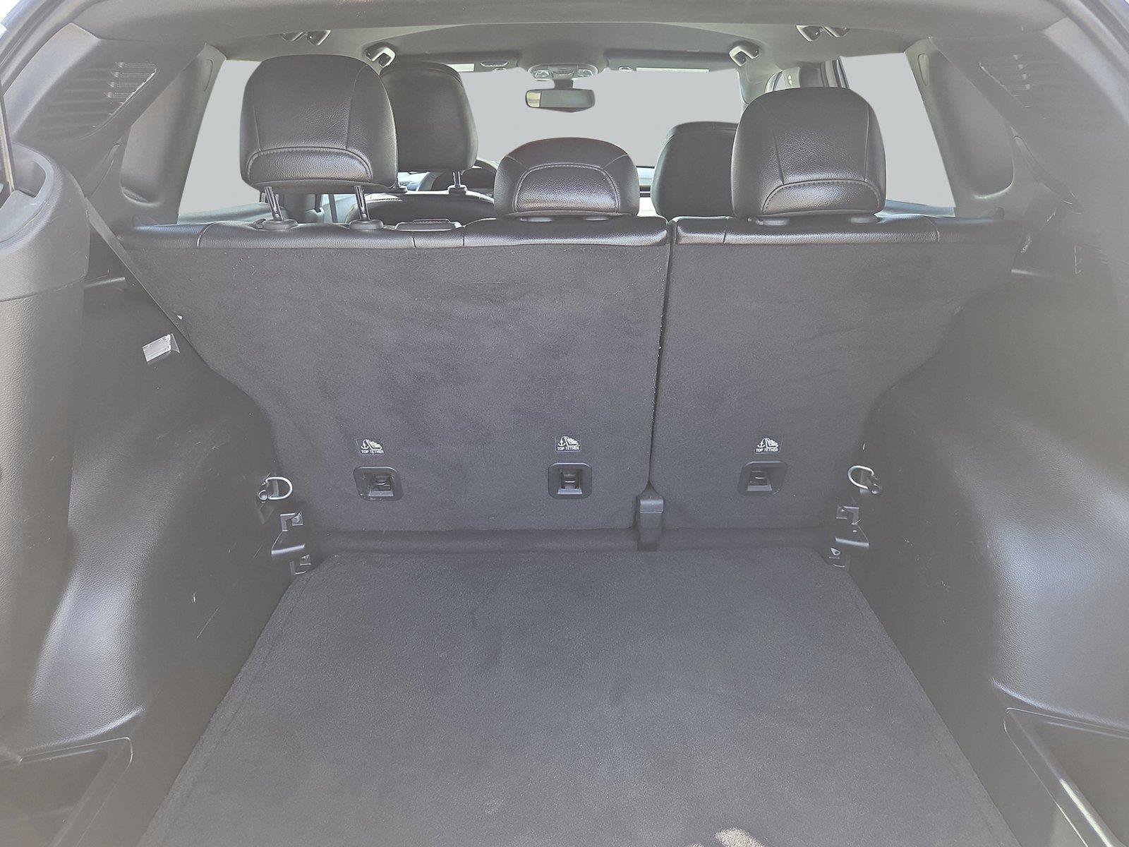 Used 2023 Jeep Compass Latitude AWD/4WD image 30