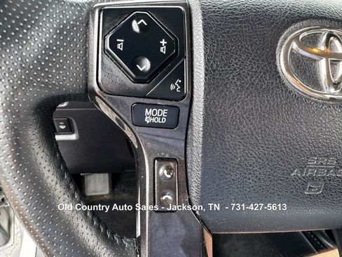 Used 2022 Toyota 4Runner TRD Off-Road Premium image 45