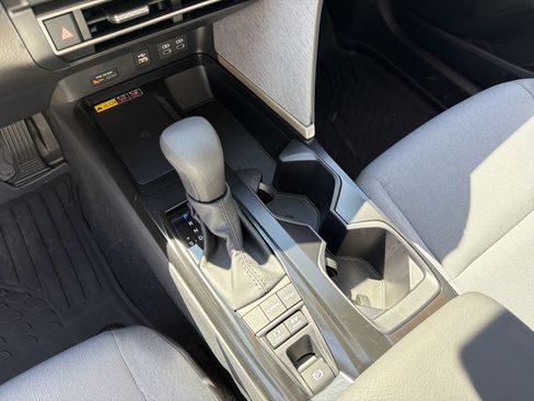 Used 2026 Toyota Camry LE w/ Convenience Package image 28