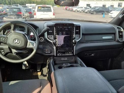 Used 2025 RAM 3500 Big Horn AWD/4WD image 6