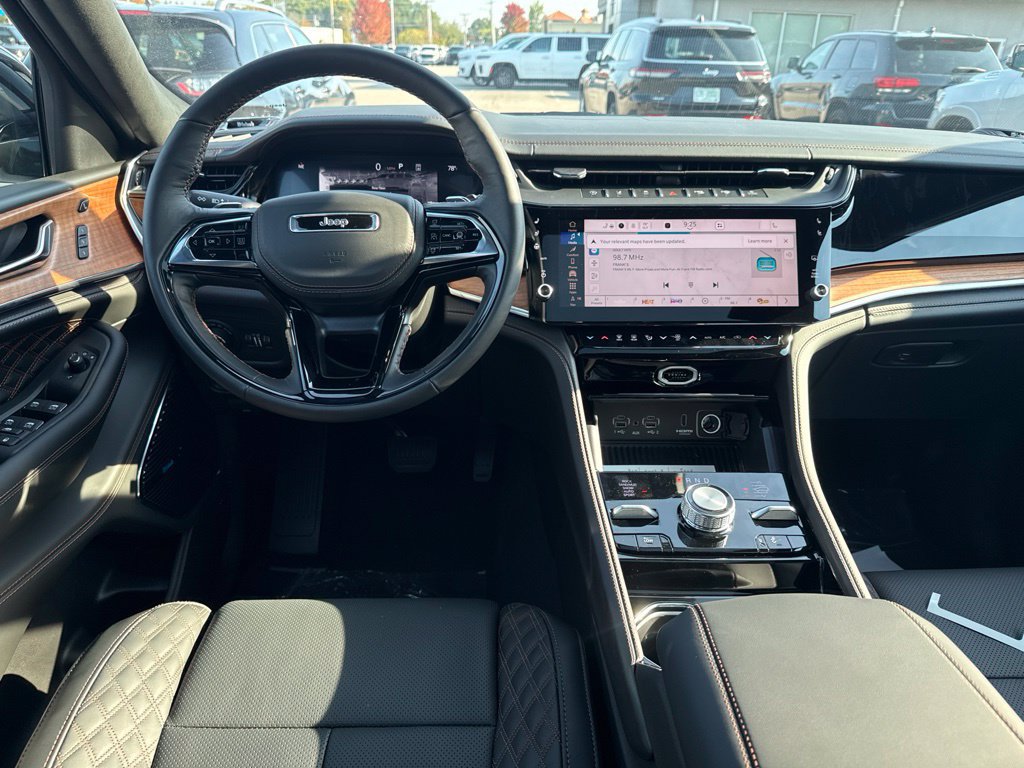 New 2027 Jeep Grand Cherokee Summit AWD/4WD image 22