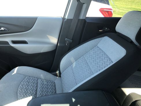 Used 2024 Chevrolet Equinox LT image 23