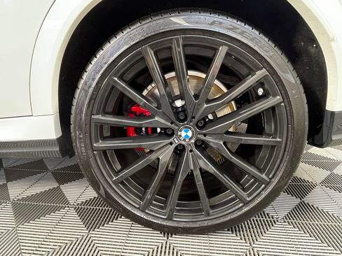 Used 2024 BMW X6 M60i AWD/4WD image 14