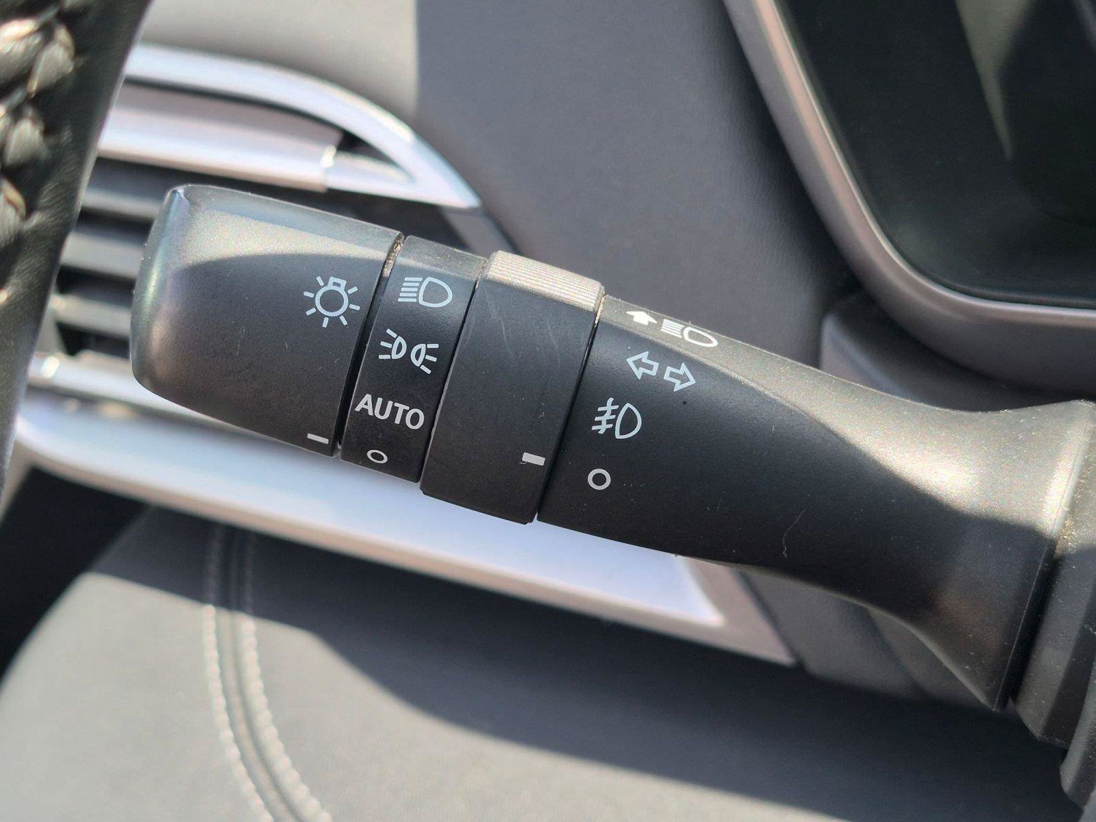 Used 2023 Subaru Outback Touring XT AWD/4WD image 16
