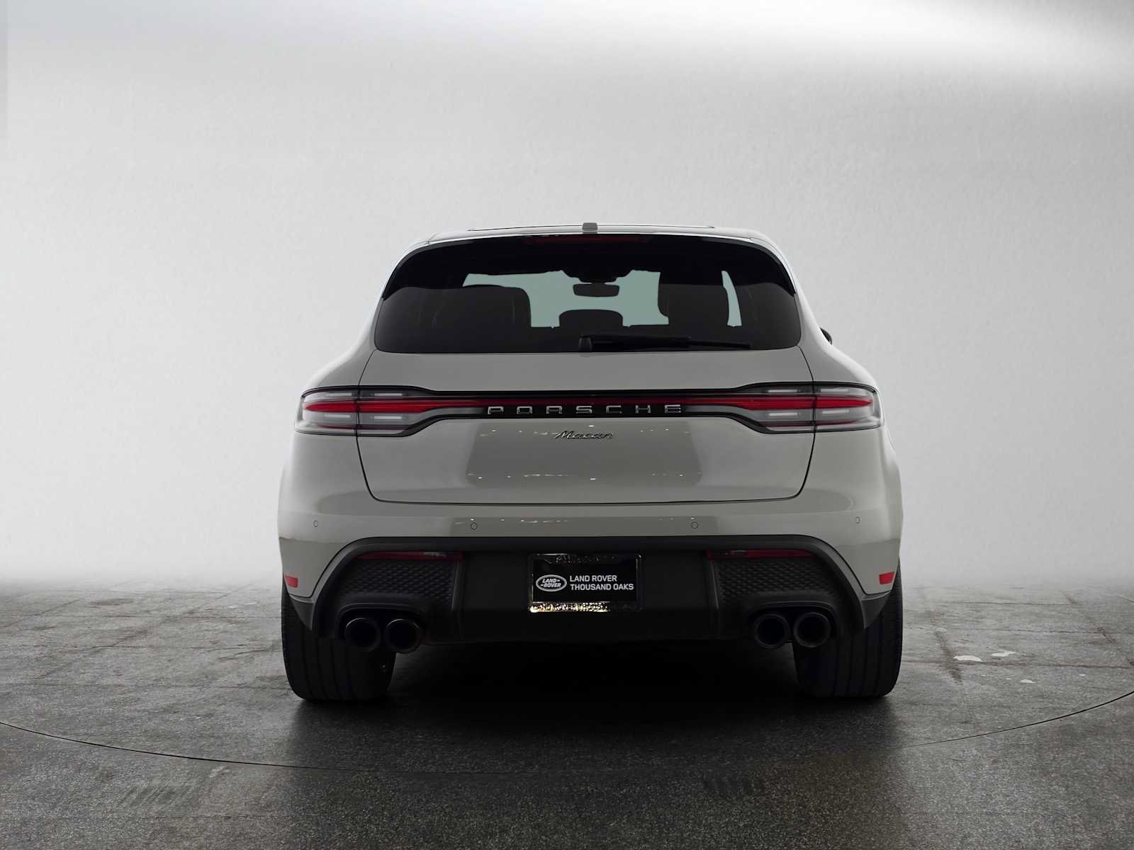 Used 2024 Porsche Macan AWD/4WD image 4