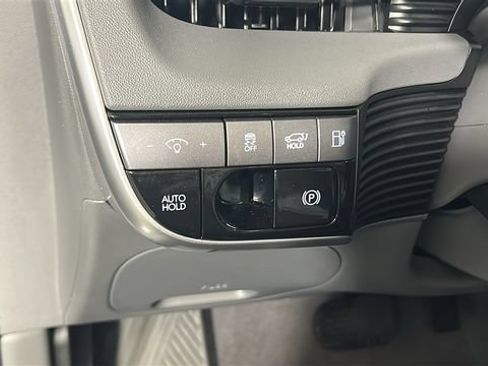 Used 2025 Hyundai Ioniq 5 SEL RWD image 19