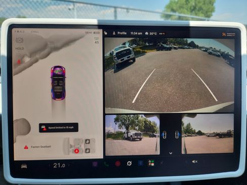 Used 2022 Tesla Model Y Performance AWD/4WD image 29