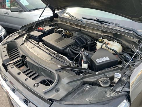 Used 2021 Chevrolet Tahoe 4WD w/ Remote Keyless Entry Package image 15