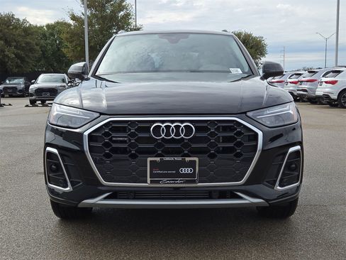 Certified 2024 Audi Q5 e Premium w/ Convenience Package image 10