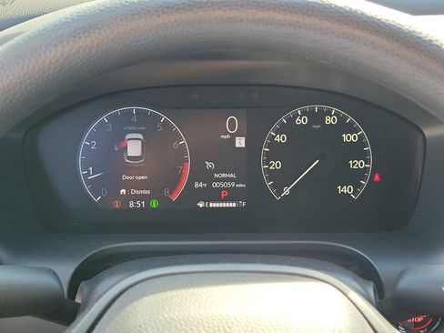 Used 2024 Honda HR-V LX image 26