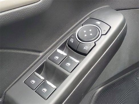 Used 2022 Ford Escape SEL image 13