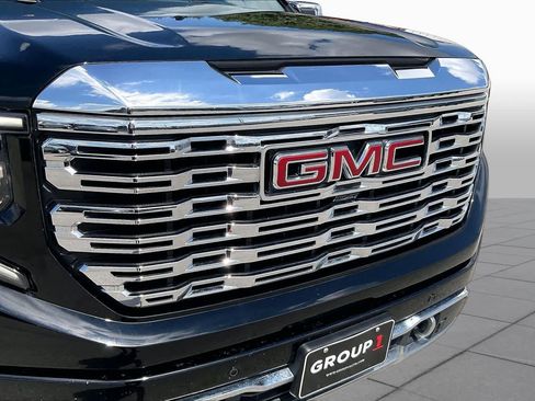 Used 2024 GMC Sierra 1500 Denali w/ Denali Reserve Package AWD/4WD image 30