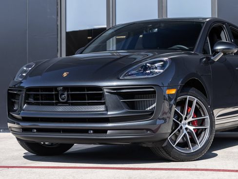 Certified 2026 Porsche Macan S AWD/4WD image 7