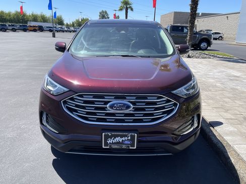 Used 2019 Ford Edge SEL w/ Equipment Group 201A AWD/4WD image 6