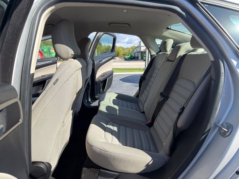 Used 2018 Ford Fusion S image 18