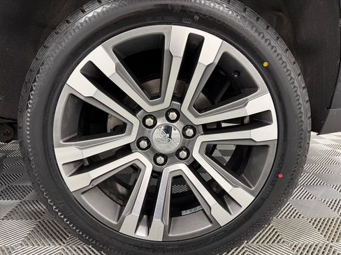 Used 2018 GMC Yukon Denali w/ Denali Ultimate Package AWD/4WD image 40
