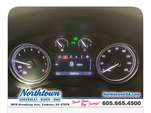 Certified 2024 Buick Enclave Essence w/ LPO, Cargo Package AWD/4WD image 15
