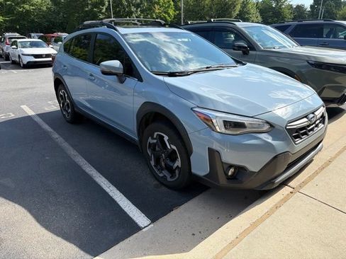 Used 2021 Subaru Crosstrek 2.5i Limited w/ Moonroof Package 1 AWD/4WD image 2