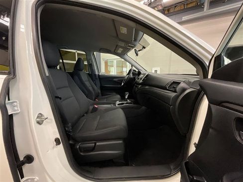 Used 2019 Honda Ridgeline Sport image 25