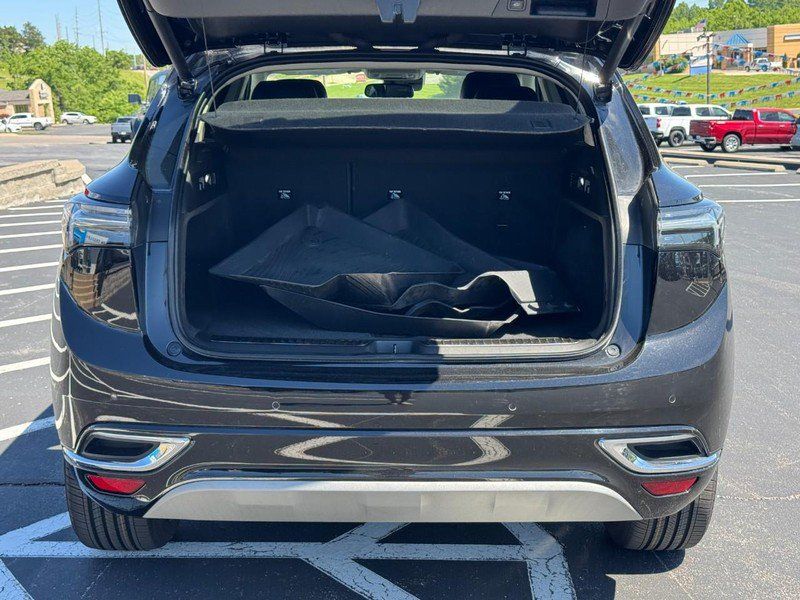Used 2021 Buick Envision Avenir AWD/4WD image 6