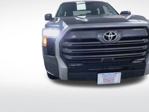 Used 2023 Toyota Tundra Limited image 18
