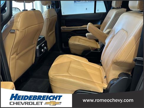 Used 2022 Ford Expedition Max Platinum image 14