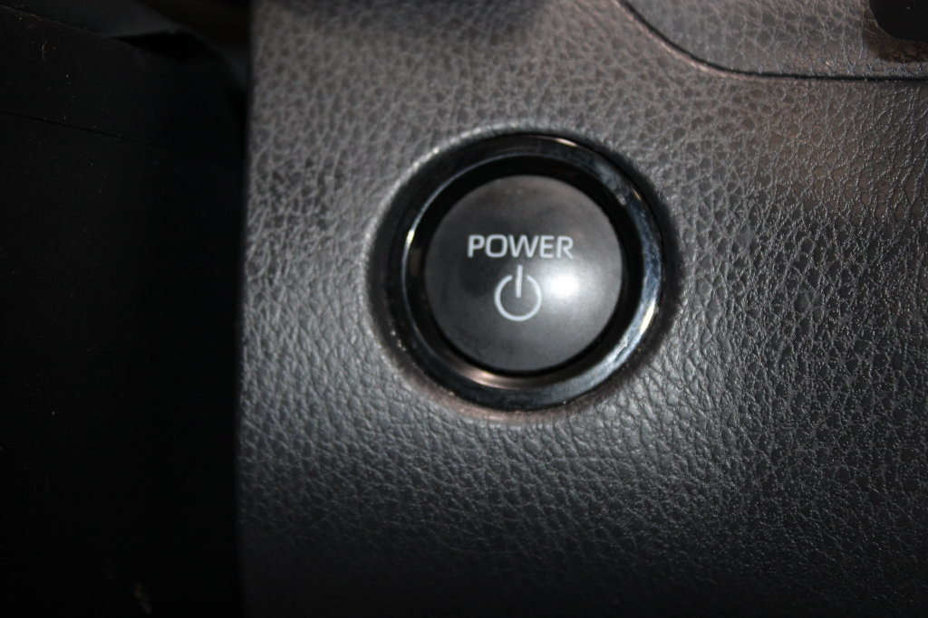 Used 2025 Toyota Camry LE FWD image 35