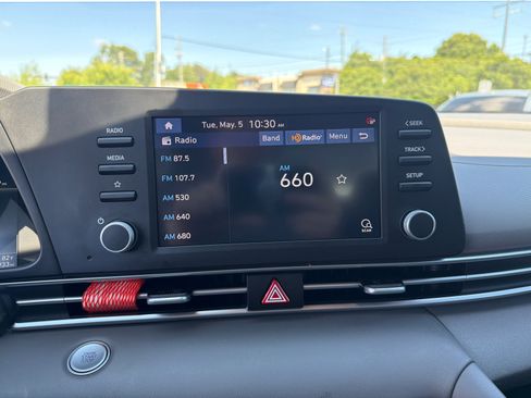 Certified 2023 Hyundai Elantra SEL FWD image 28
