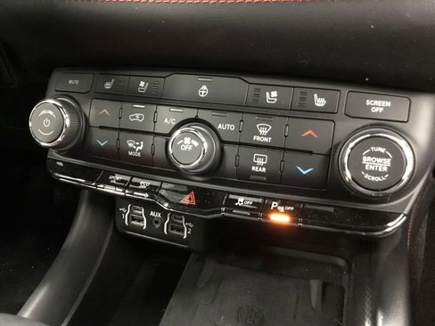 Used 2024 Dodge Durango R/T w/ Blacktop Package image 29