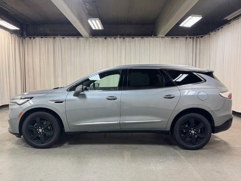 Used 2023 Buick Enclave Essence w/ Experience Buick Package image 8
