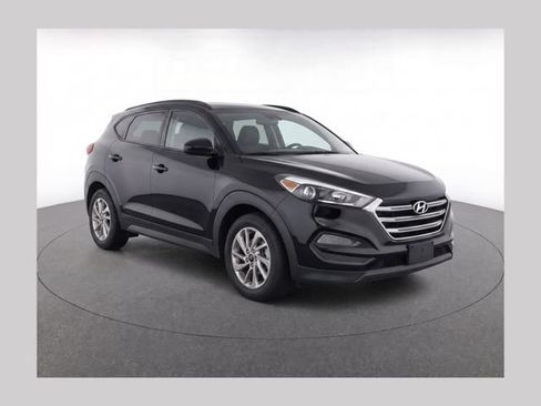 Used 2016 Hyundai Tucson SE FWD image 1