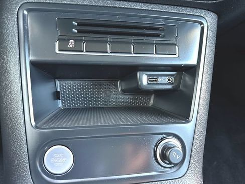 Used 2017 Volkswagen Tiguan S AWD/4WD image 34
