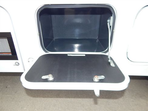 Used 2020 Chevrolet Express 4500 w/ RV Package image 21