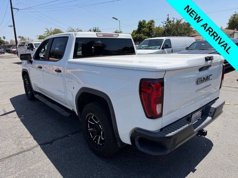 Used 2019 GMC Sierra 1500 2WD Crew Cab w/ Convenience Package image 4