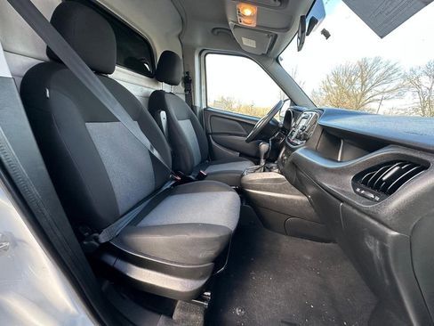 Used 2021 RAM ProMaster City Tradesman image 11