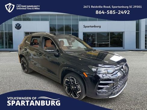 New 2026 Volkswagen Tiguan SEL R-Line image 1