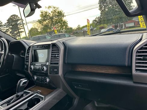 Used 2018 Ford F150 Limited image 38