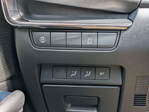 Used 2019 MAZDA MAZDA3 AWD Hatchback w/ Preferred Pkg image 16