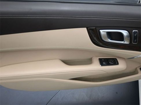 Used 2019 Mercedes-Benz SL 450 w/ Premium Package image 5