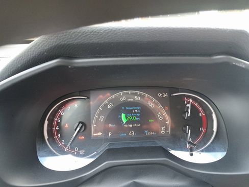 Used 2023 Toyota RAV4 XLE image 11