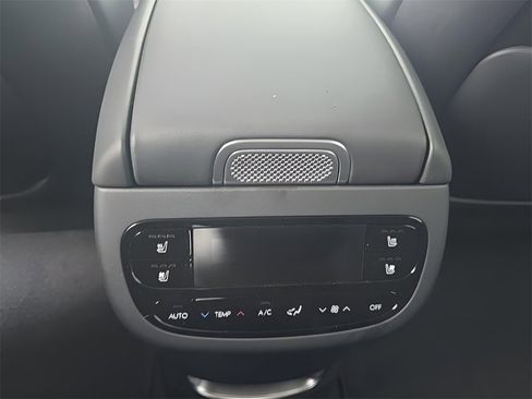 New 2026 Hyundai Ioniq 9 Calligraphy image 28