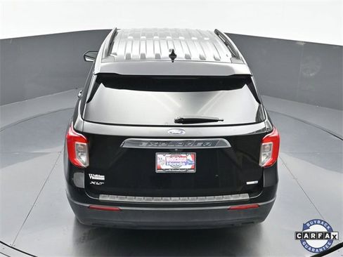Used 2020 Ford Explorer XLT w/ Comfort Package image 32