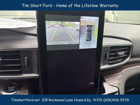 Used 2022 Ford Explorer Limited w/ Limited Technology Package AWD/4WD image 16